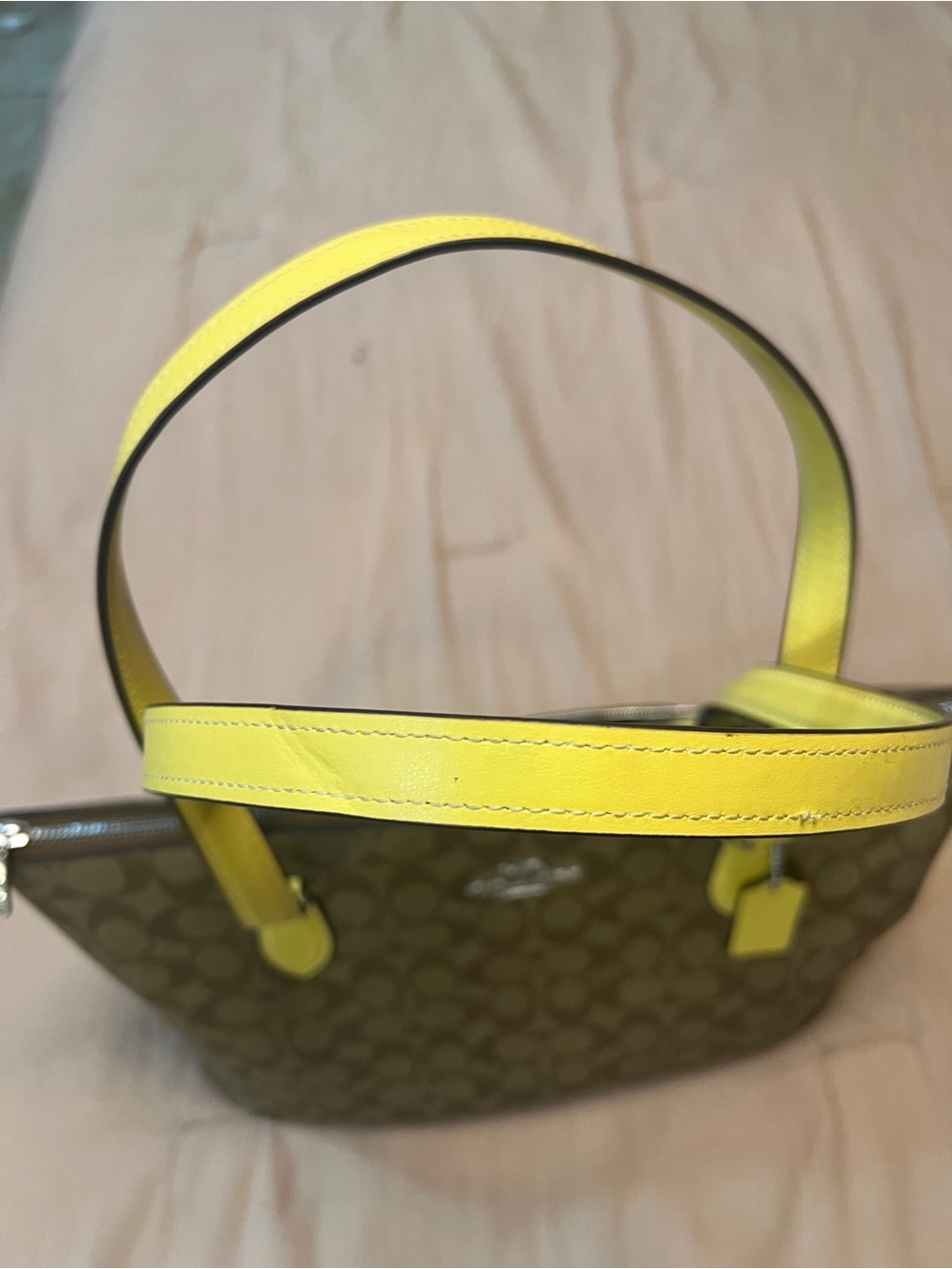 Coach Gallery Tote Authentic - Picture 6 of 10